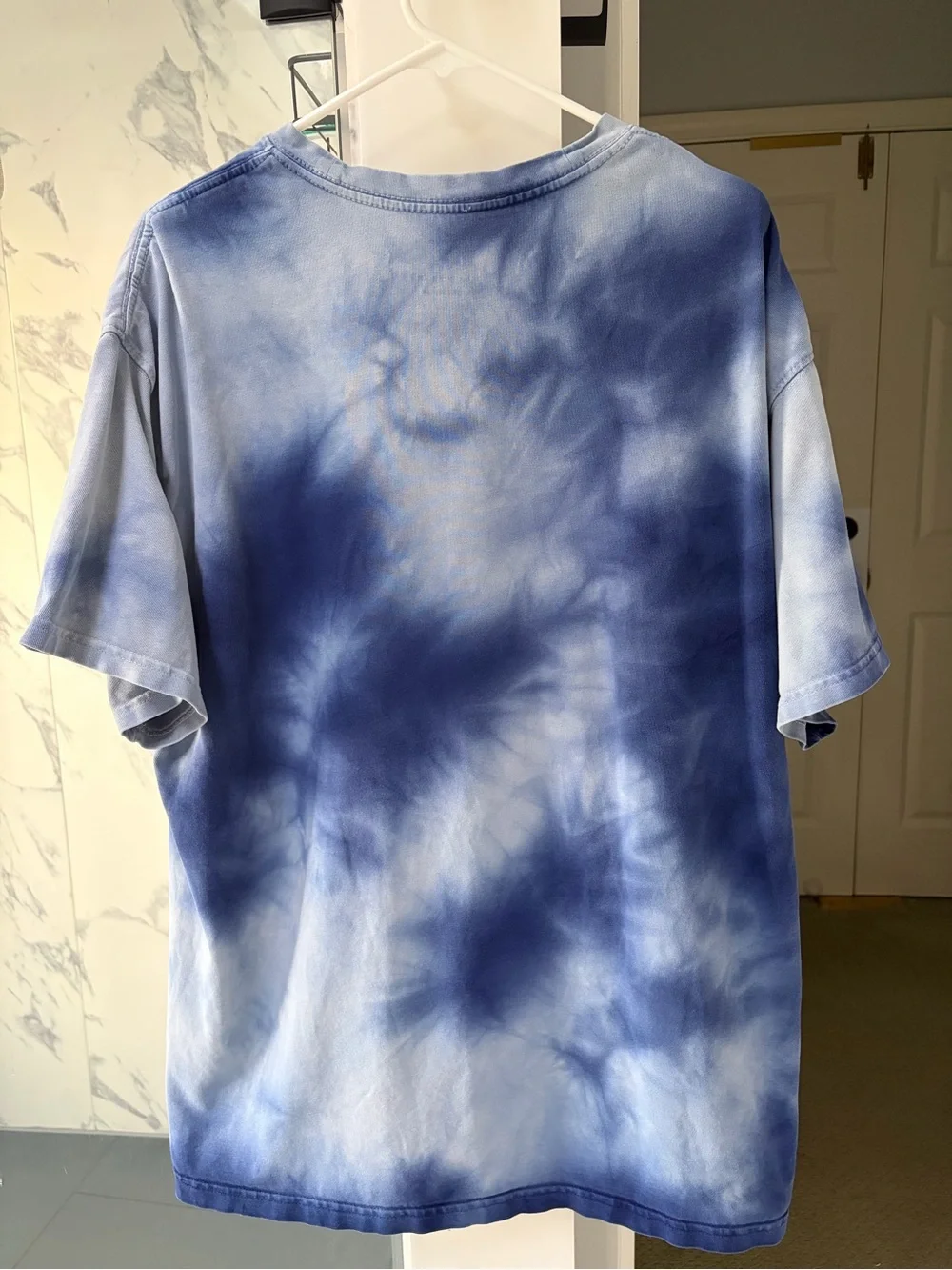 Nike Men’s XL Blue White Tie-Dye Loose Fit T-Shirt
